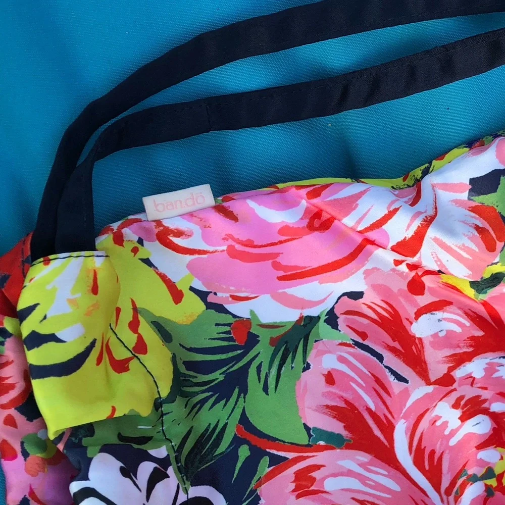 💓BAN.DO Adorable Silky Floral Backpack 🌸